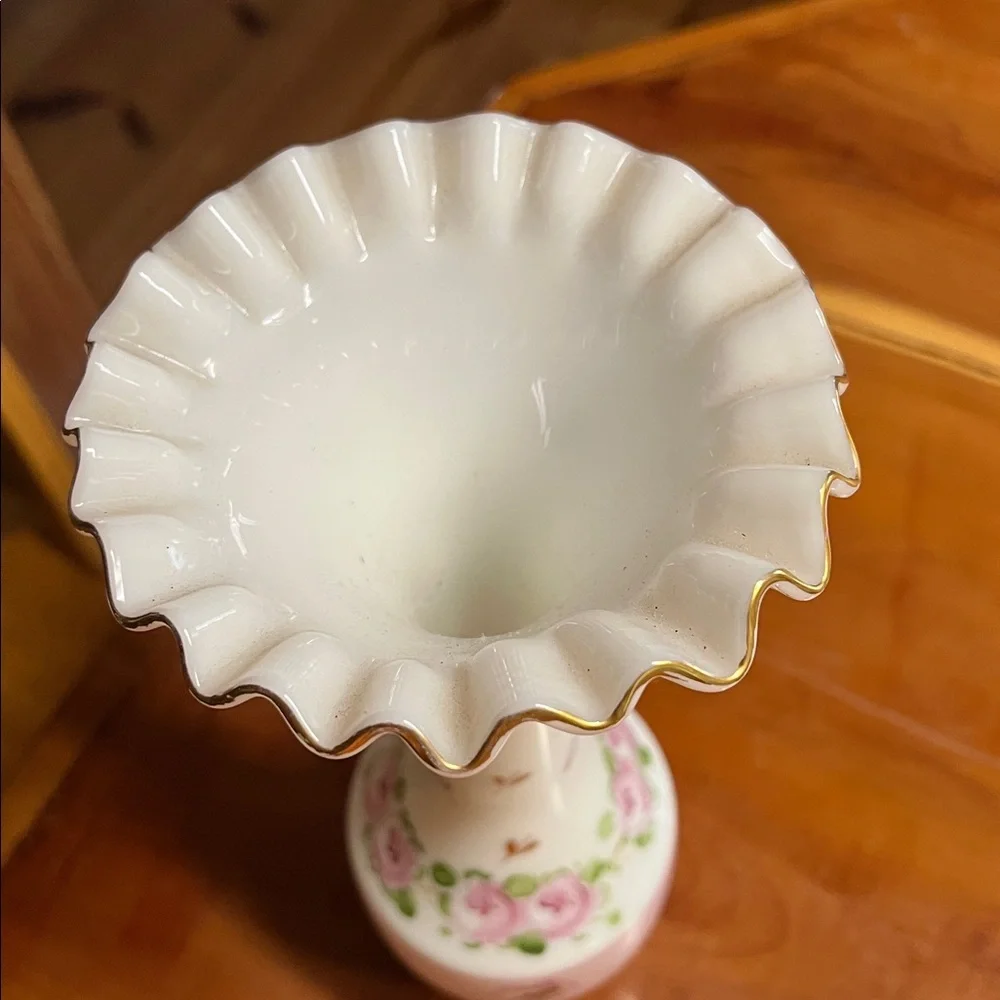 Consolidated Glass Charleton Rose Floral 1940’s Vase.